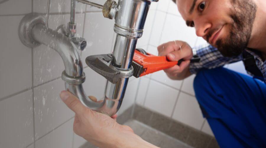 Emergency toilet repair in Albin, WY